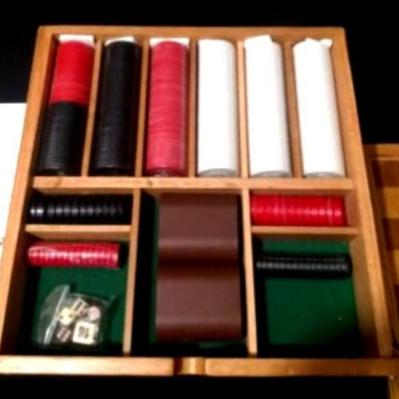 Wooden Checkers, Backgammon & Poker Set - Picture 4 of 11